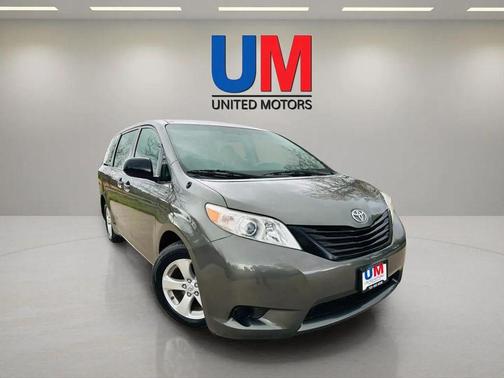2011 Toyota Sienna Base