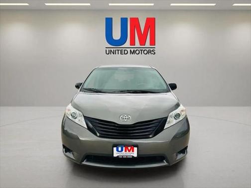 2011 Toyota Sienna Base