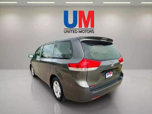 2011 Toyota Sienna Base