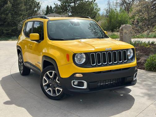 Solar Yellow 2018 Jeep Renegade Latitude