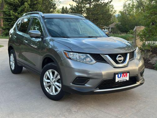 Gun Metallic 2016 Nissan Rogue SV