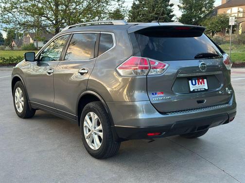 Gun Metallic 2016 Nissan Rogue SV