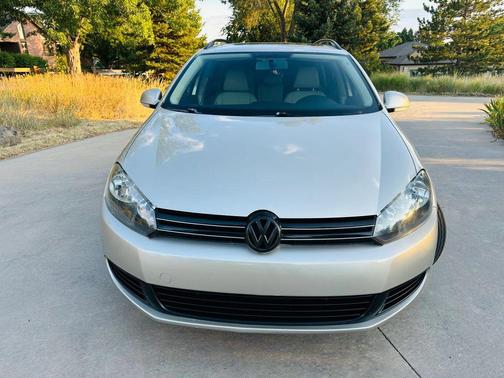 2014 Volkswagen Jetta SportWagen DSG TDI w/Sunroof & Nav