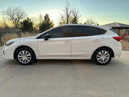 2019 Subaru Impreza 2.0i