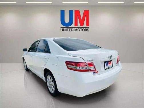 2010 Toyota Camry LE