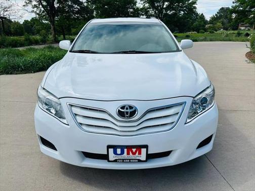 2010 Toyota Camry LE