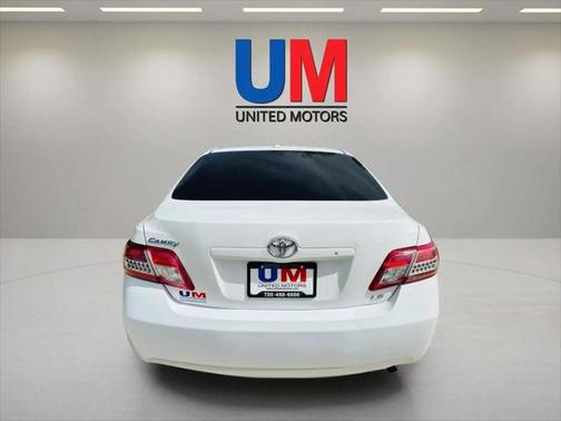 2010 Toyota Camry LE