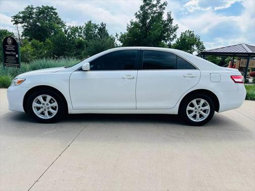 2010 Toyota Camry LE