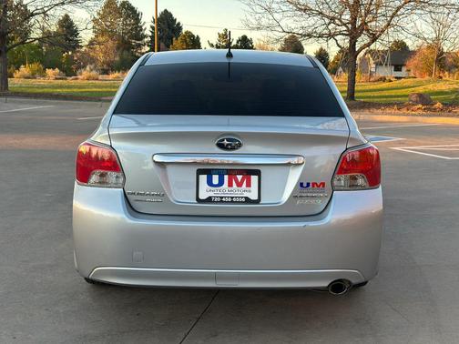 Ice Silver Metallic 2013 Subaru Impreza 2.0i Limited