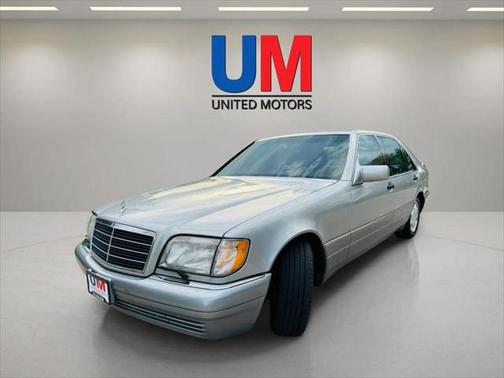 1995 Mercedes-Benz S-Class S 320 LWB Sedan 4D