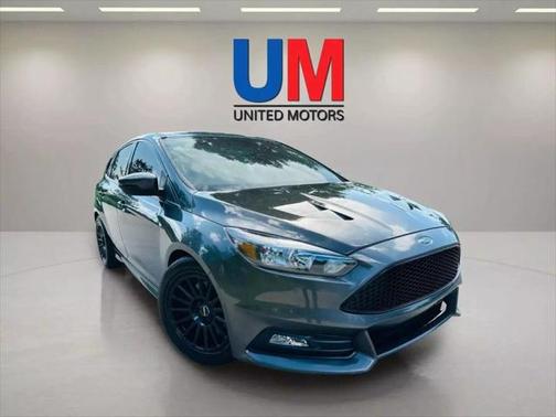 2017 Ford Focus ST