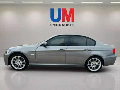 2011 BMW 328 328i Sedan 4D