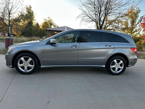 2011 Mercedes-Benz R-Class 4MATIC