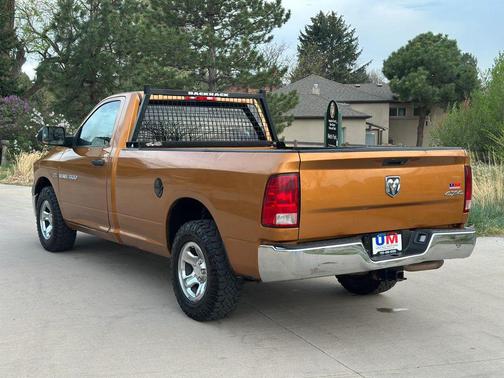 Gold 2012 RAM 1500 ST