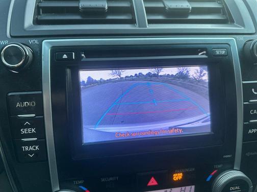 2012 Toyota Camry Hybrid XLE