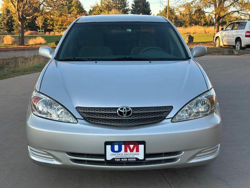 2002 Toyota Camry LE