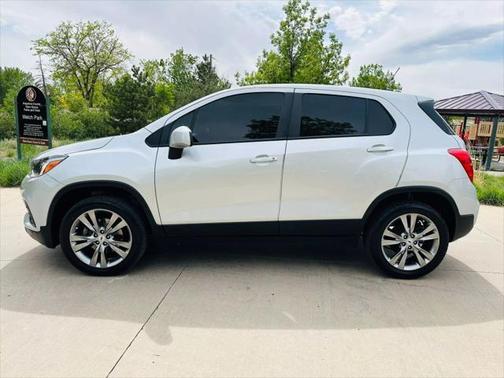 2022 Chevrolet Trax LS