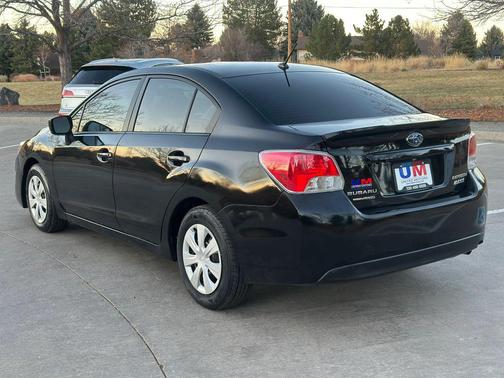 2016 Subaru Impreza 2.0i