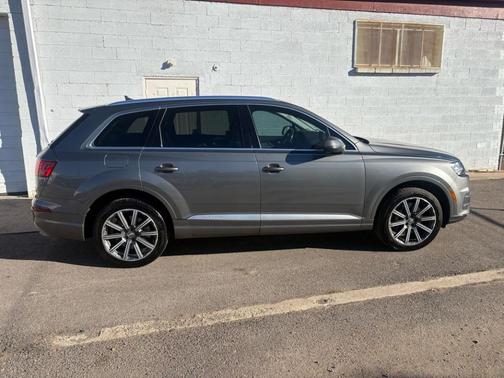 2017 Audi Q7 3.0T Premium Plus