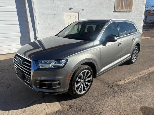 2017 Audi Q7 3.0T Premium Plus