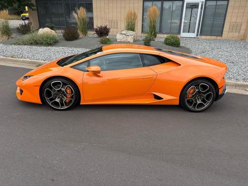 2017 Lamborghini Huracan LP580-2