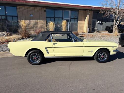 1965 Ford Mustang VERY CLEAN 1965