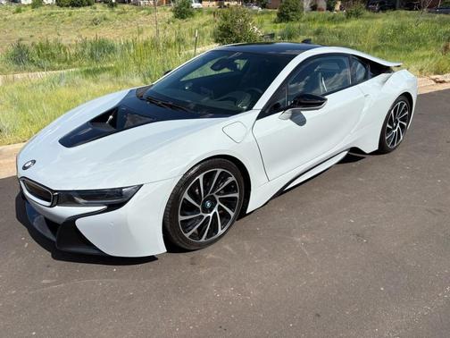 2016 BMW i8 Base
