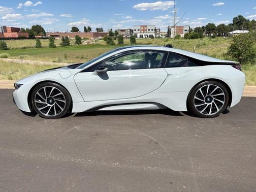 2016 BMW i8 Base