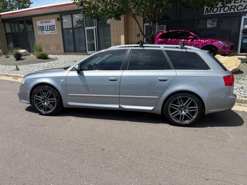 Gray 2007 Audi A4 2.0T Avant quattro