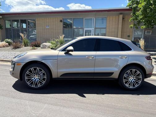 2016 Porsche Macan S