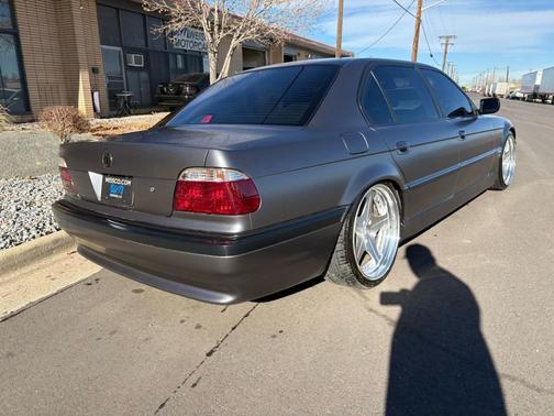 2000 BMW 740 iL