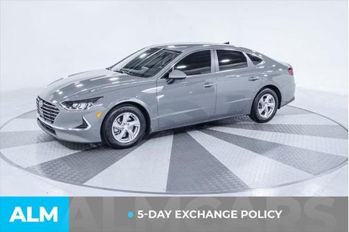 2022 Hyundai SONATA SE