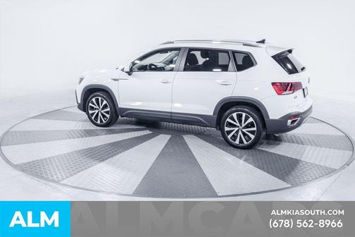 2024 Volkswagen Taos 1.5T SE