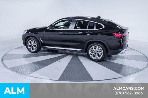 2025 BMW X4 xDrive30i