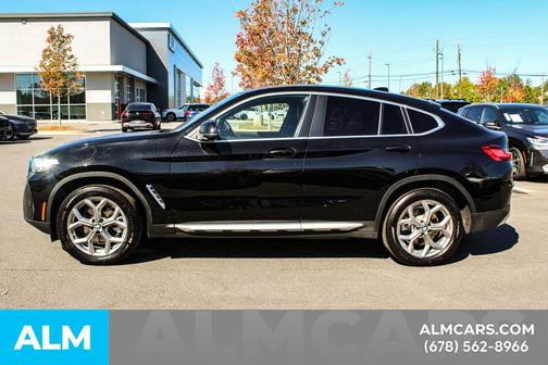 2025 BMW X4 xDrive30i