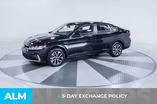 Deep Black Pearl 2025 Volkswagen Jetta 1.5T S