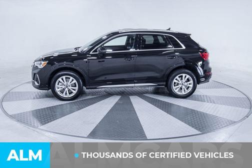 Mythos Black Metallic 2025 Audi Q3 Premium 45 TFSI S line quattro Tiptronic
