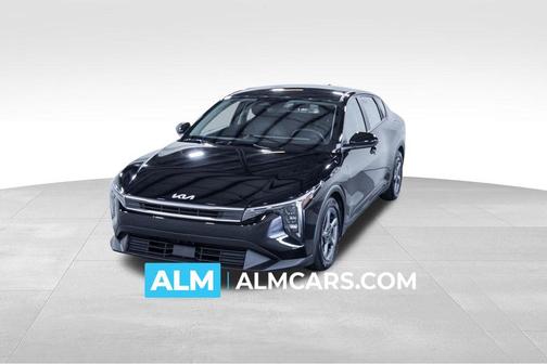 Aurora Black Pearl 2025 Kia K4 LXS