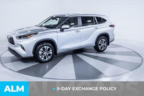 2024 Toyota Highlander XLE