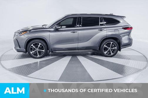 2022 Toyota Highlander XSE