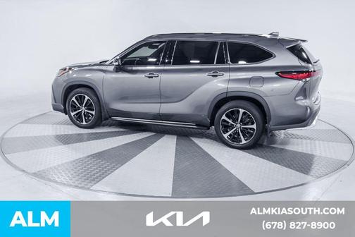 2022 Toyota Highlander XSE