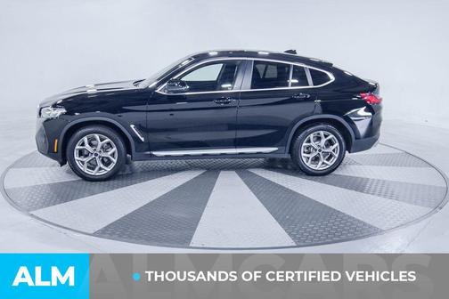 Black 2025 BMW X4 xDrive30i