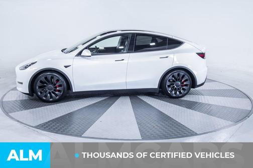 Pearl White Multi-Coat 2023 Tesla Model Y Performance Dual Motor All-Wheel Drive