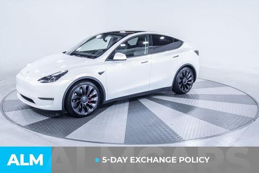 Pearl White Multi-Coat 2023 Tesla Model Y Performance Dual Motor All-Wheel Drive