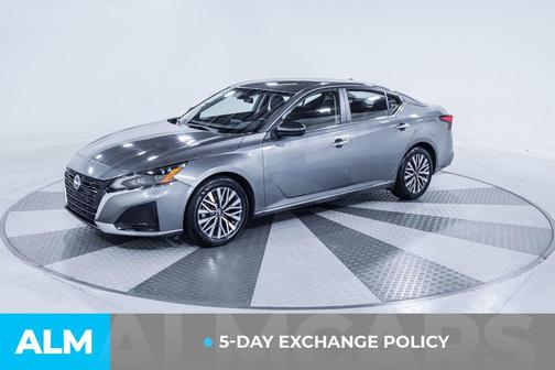 Gun Metallic 2025 Nissan Altima 2.5 SV