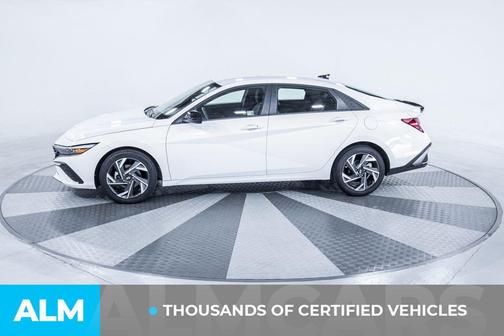 2025 Hyundai ELANTRA Sport