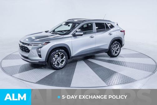 Sterling Gray Metallic 2025 Chevrolet Trax LT