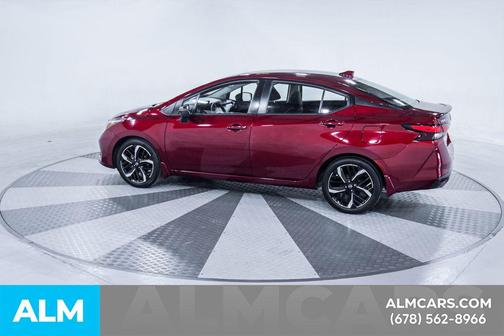 Scarlet Ember Tintcoat 2023 Nissan Versa 1.6 S