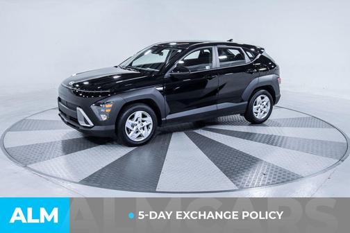 2025 Hyundai KONA SE