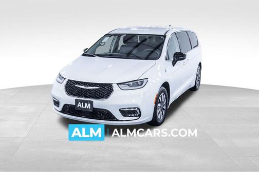 2024 Chrysler Pacifica Hybrid Select